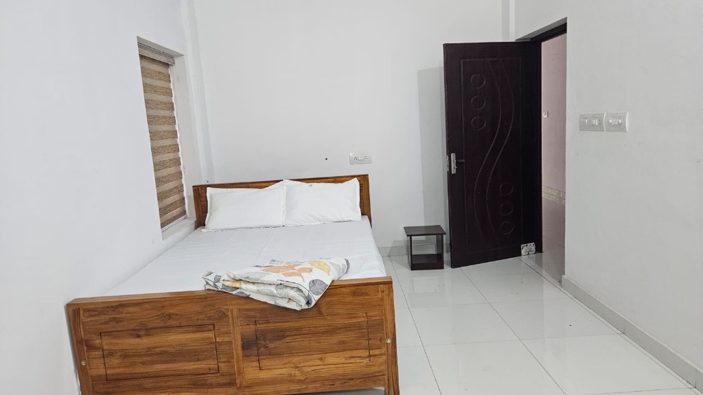 Standard Single Room Bed